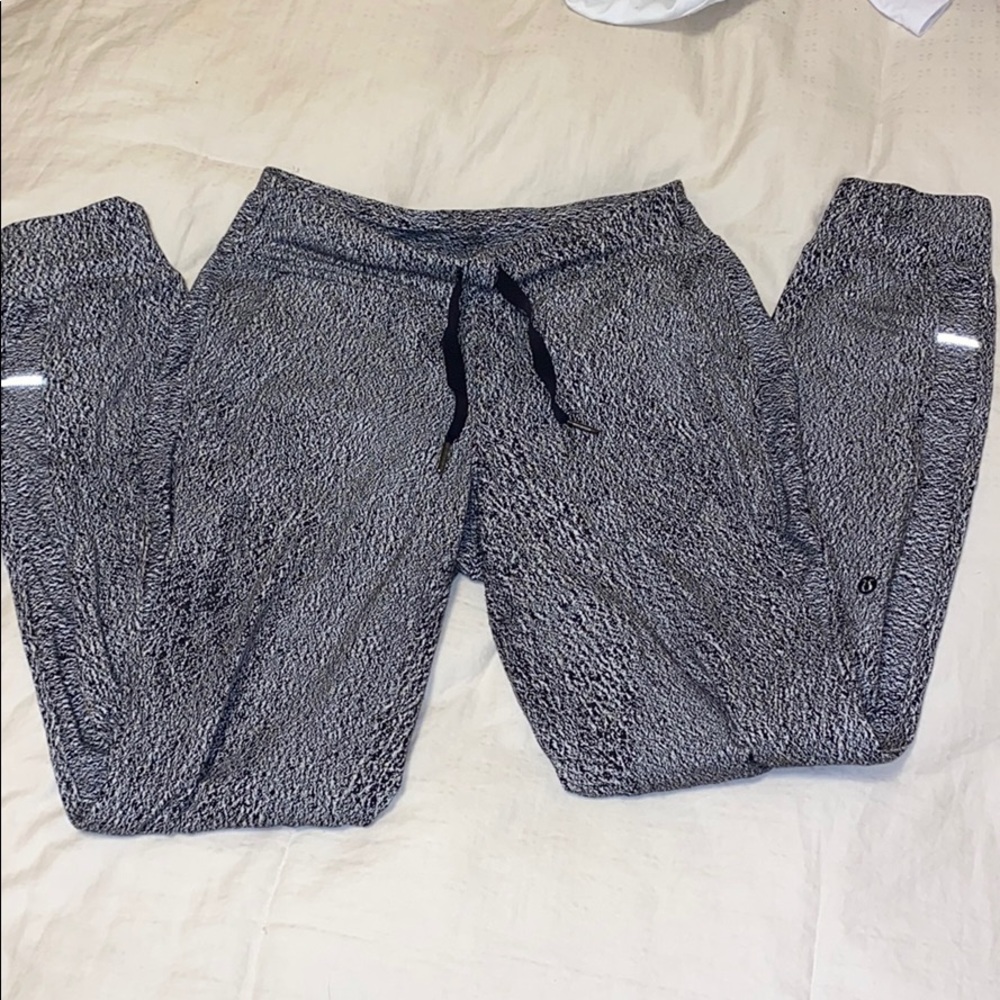 Lululemon joggers